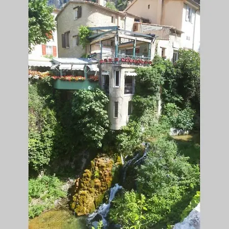 Апартаменты Lou Paradiu Du Verdon Альмань-ан-Прованс