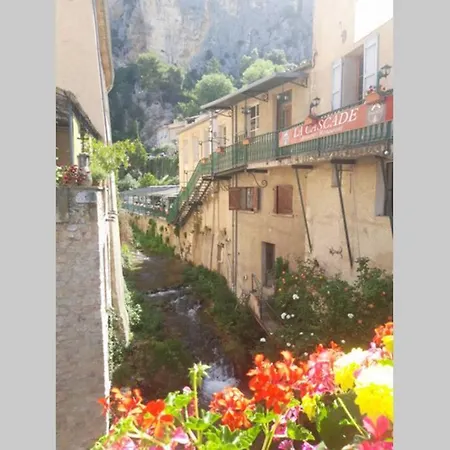 Lou Paradiú Du Verdon *