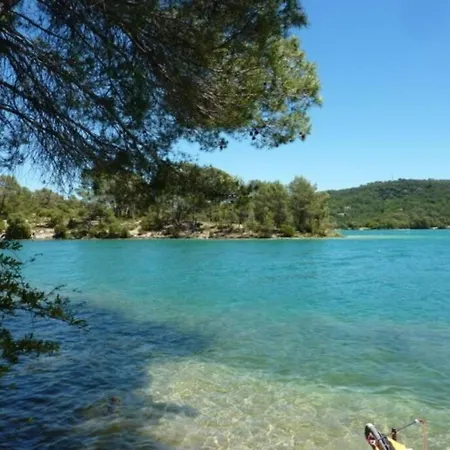 Апартаменты Lou Paradiu Du Verdon Альмань-ан-Прованс